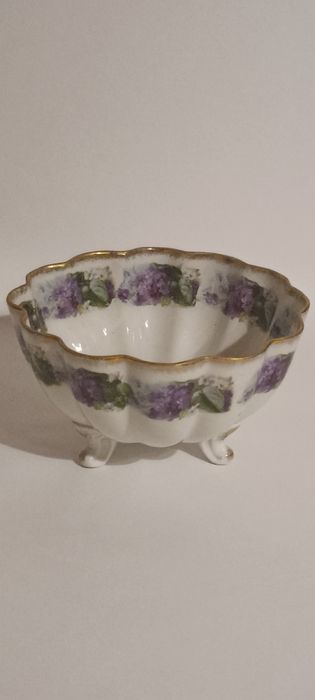 Piekna stara porcelanowa misa