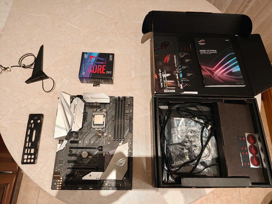 Мат. плата Asus rog strix z370-e gaming + Проц. Intel Core i7-8700K