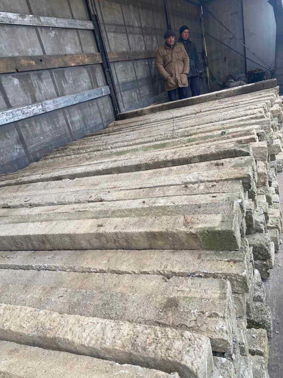 Стовпи під паркан, столбики, стовпчики сітка 223см огорожа забор