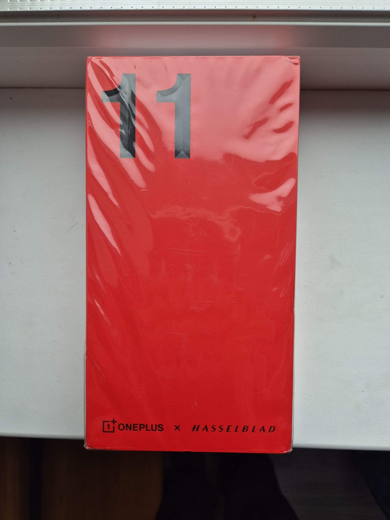 Продам OnePlus 11 5G 16/256