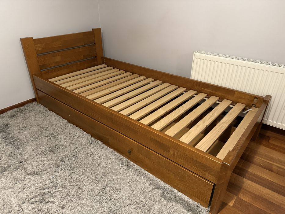 Sprzedam łóżko drewniane