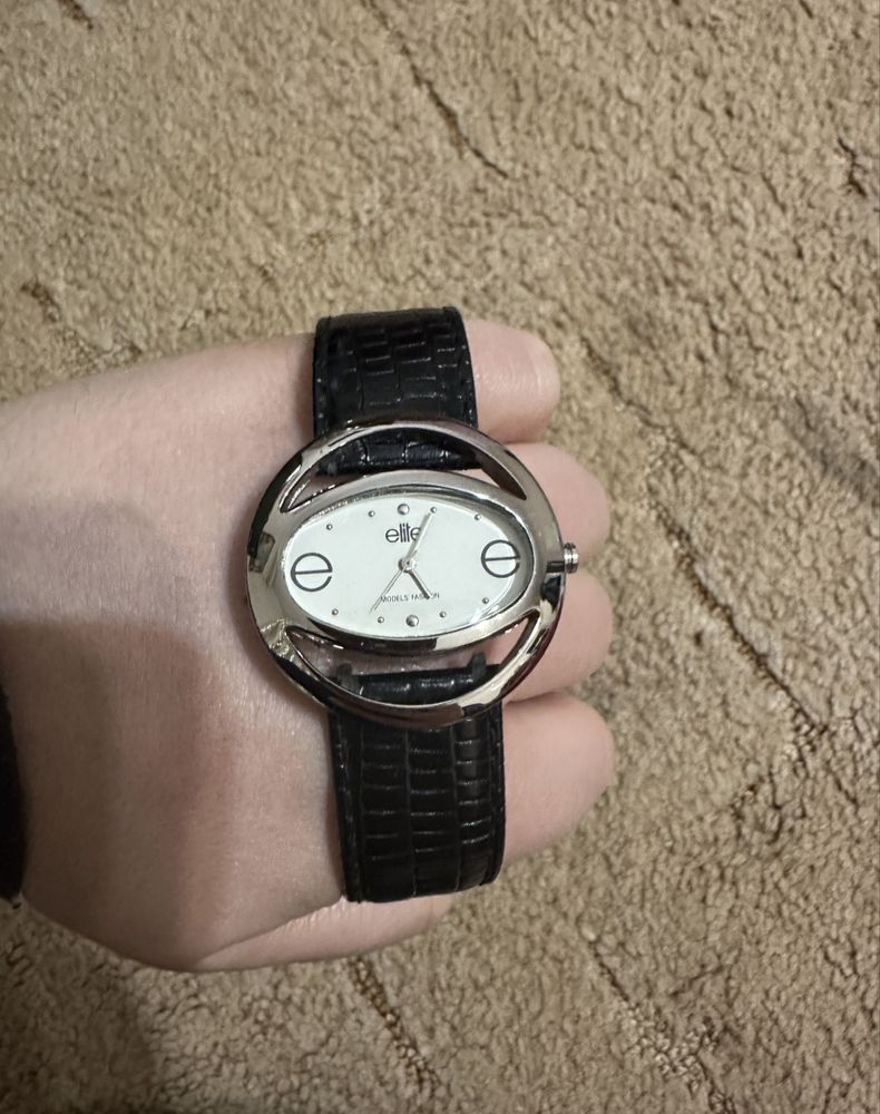 Годинник часы Elite