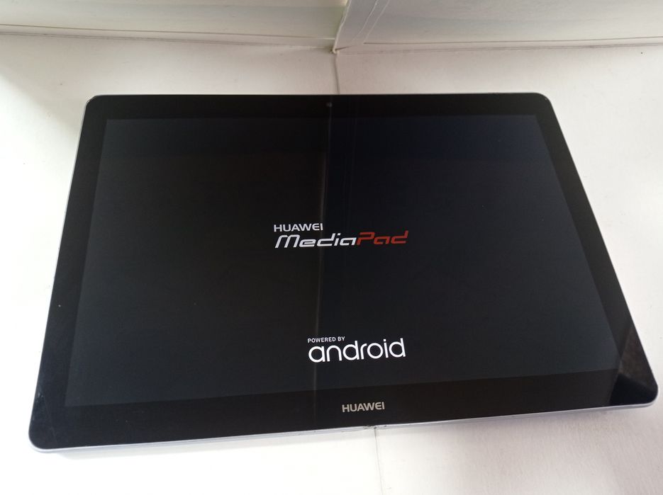 Планшет Huawei MediaPad T3 10 LTE (AGS-L09)