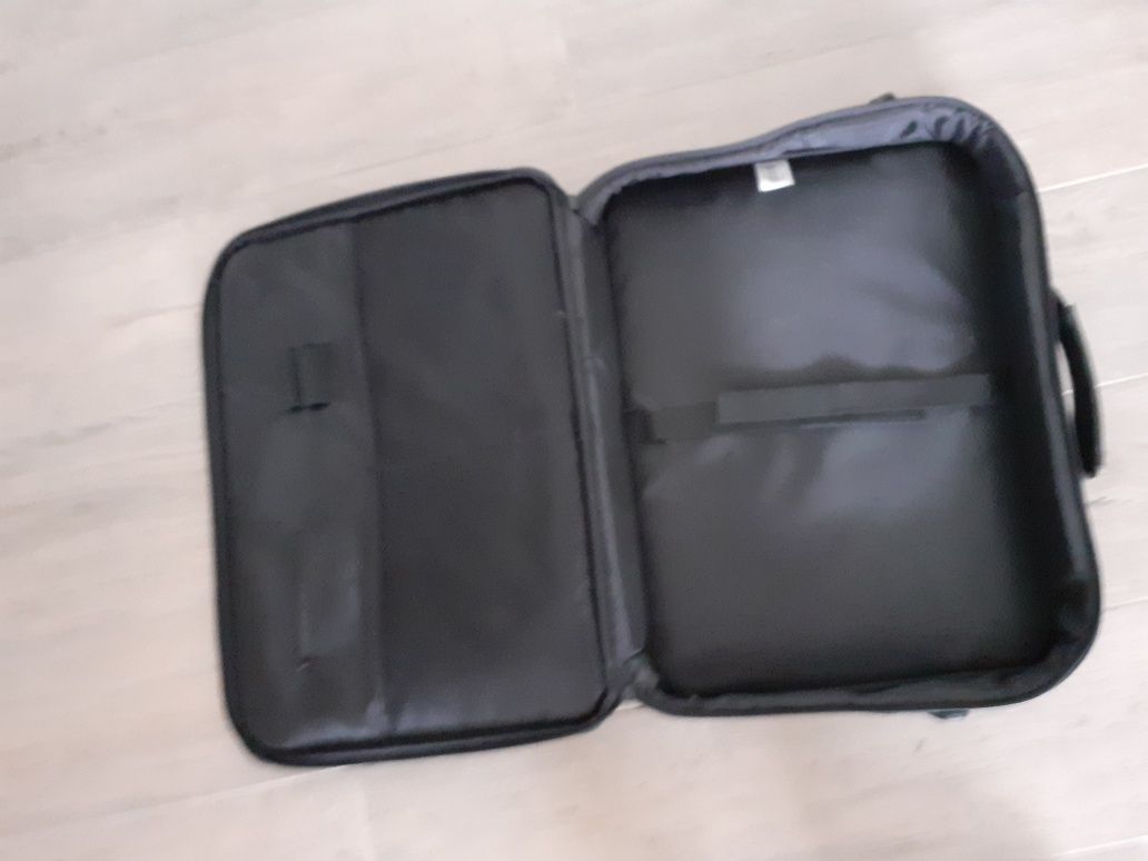 Teczka na laptopa