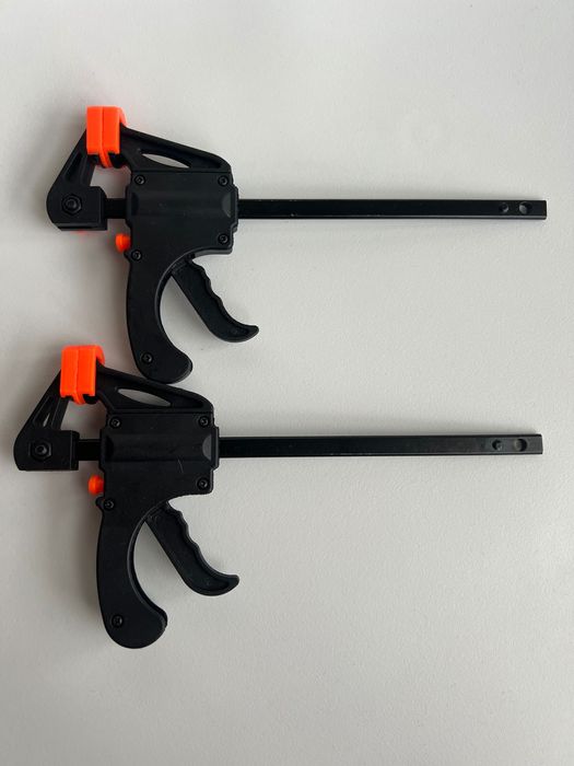 Струбцина  столярна