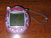 Tamagotchi Connection V3 - Rosa (Como novo)