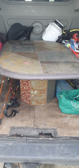 Unikat. Brutalistyczny stół kawowy