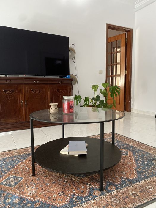 Mesa de centro Ikea- VITTSJÖ