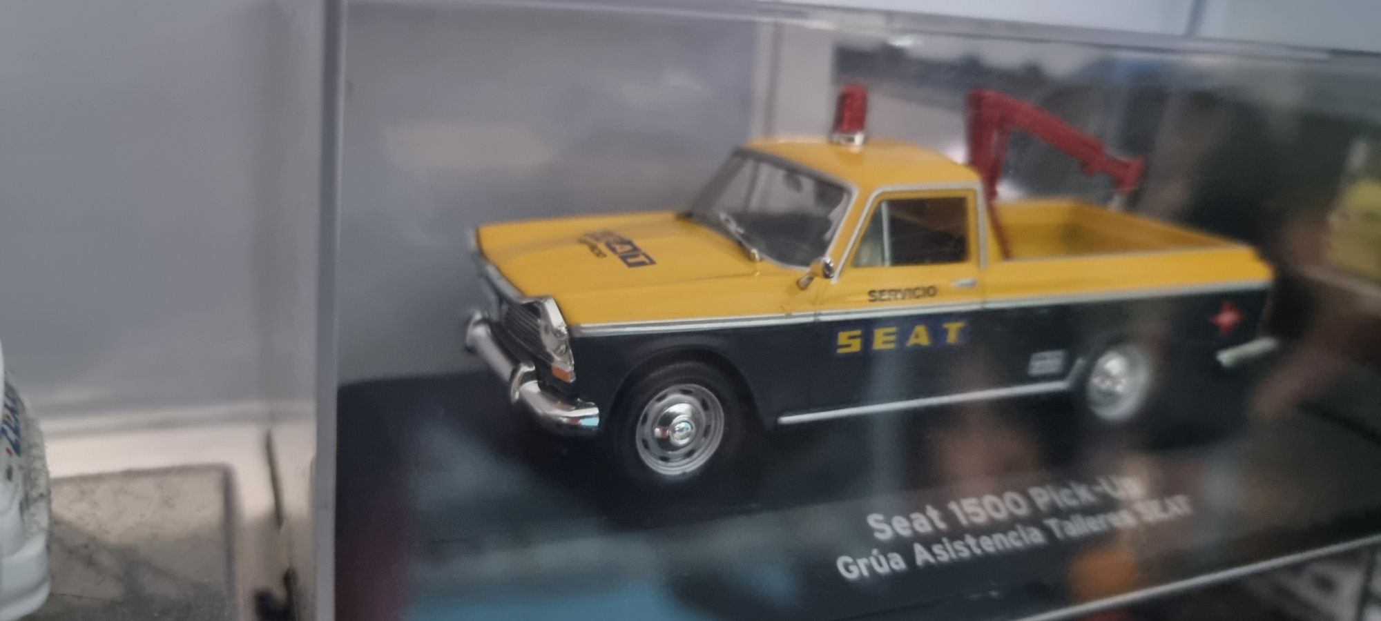 Carrinhas de assistência seat 1:43 modelos raras melhor oferta