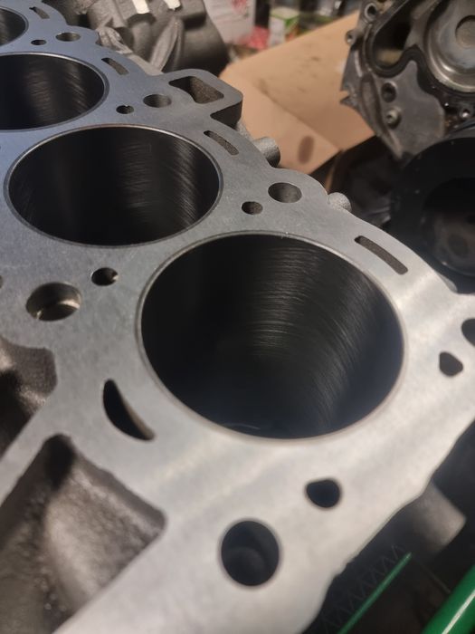 silnik 204 dth.  land rover 2.0d 204 dtd jaguar