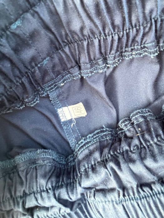 Продам медицинскую форму, штаны синие, на резинке, размер 46.