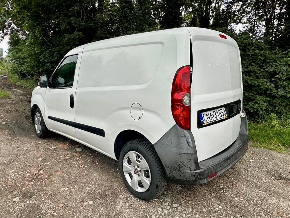 Fiat Doblo 1.3 Diesel. 2011 . 2miejsca. Klima. Nowe opony. Doinwestowa