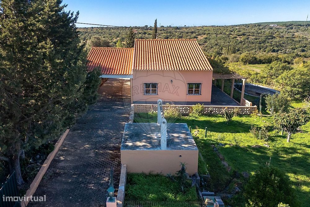 Moradia T2 para arrendamento