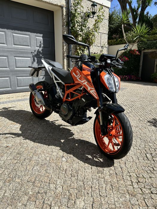 KTM Duke 390 - ano 2020 6,143km como nova
