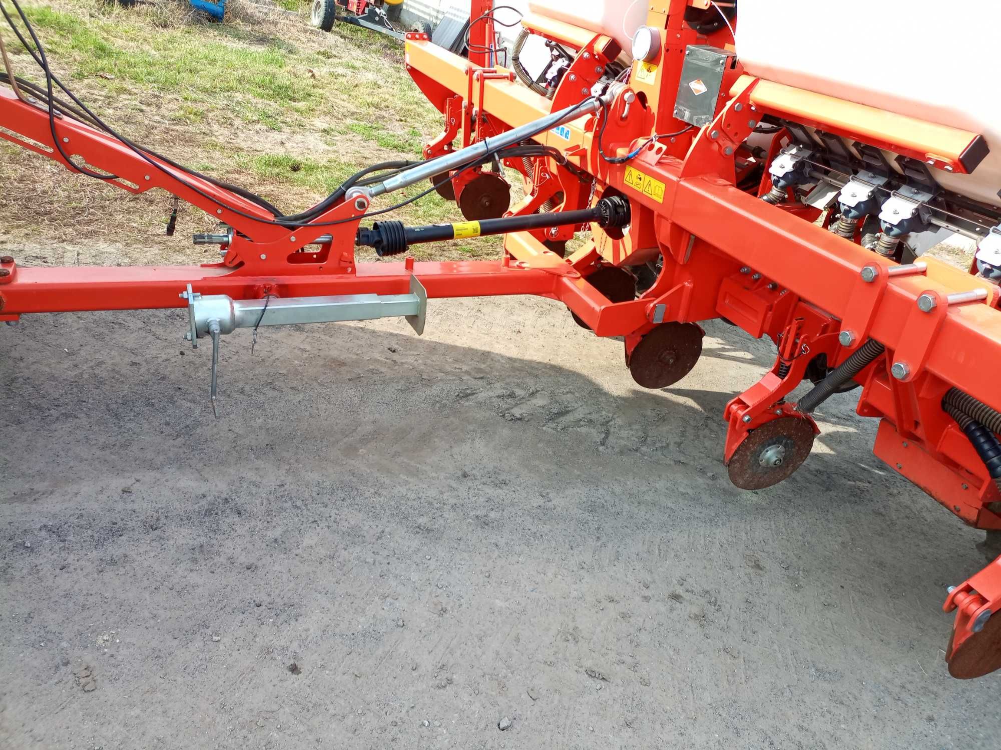 Сівалка Kuhn Maxima 2 пропашна