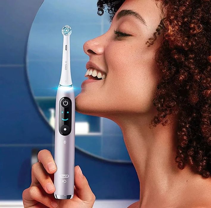 Електрична зубна щітка Oral B Io series 9