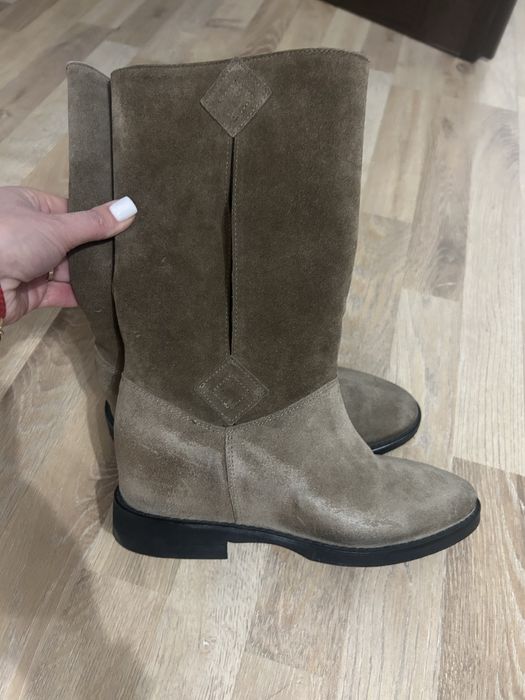 Продам сапожки жіночі L’estrosa