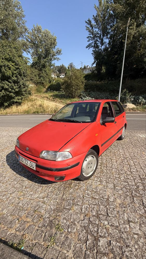 Punto 75 em bom estado