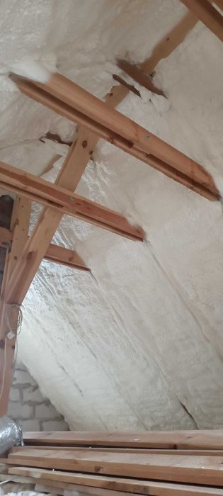 Ocieplenia piana pur ocieplanie pianka poddaszy i izolacje