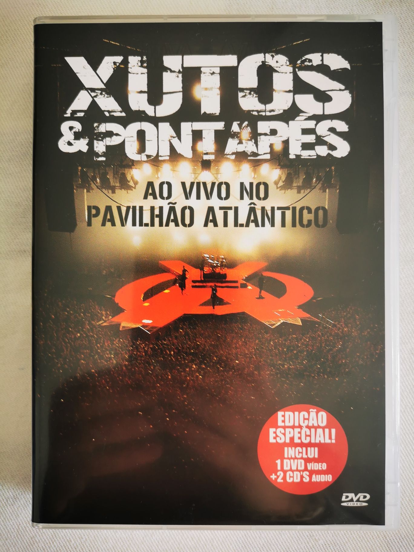 Xutos e Pontapés (vivo no Pavilhão Atlântico)