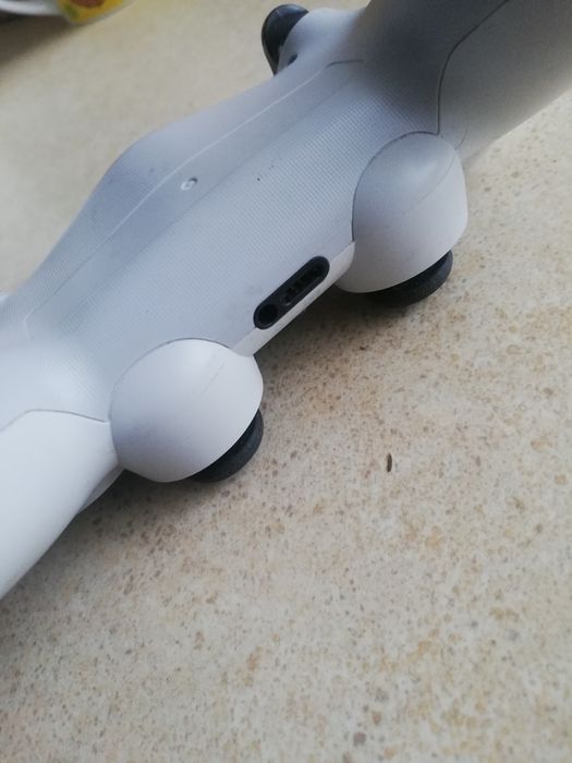 Контроллер DualShock 4.