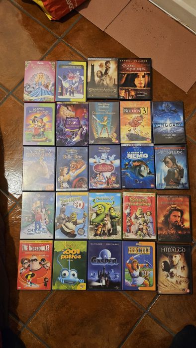 Vendo conjunto de DVDs