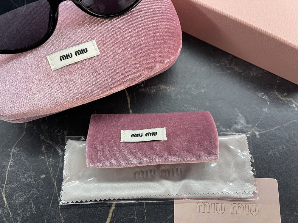 Окуляри сонцезахисні Miu Miu