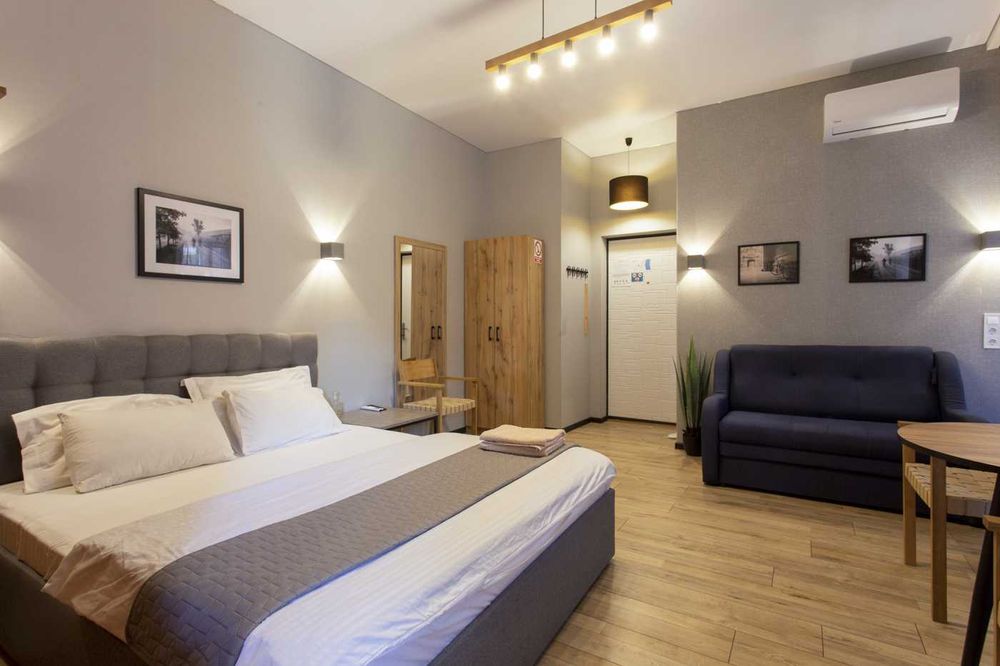 Нова квартира в Центрі в стилі лофт (2 хв до метро)