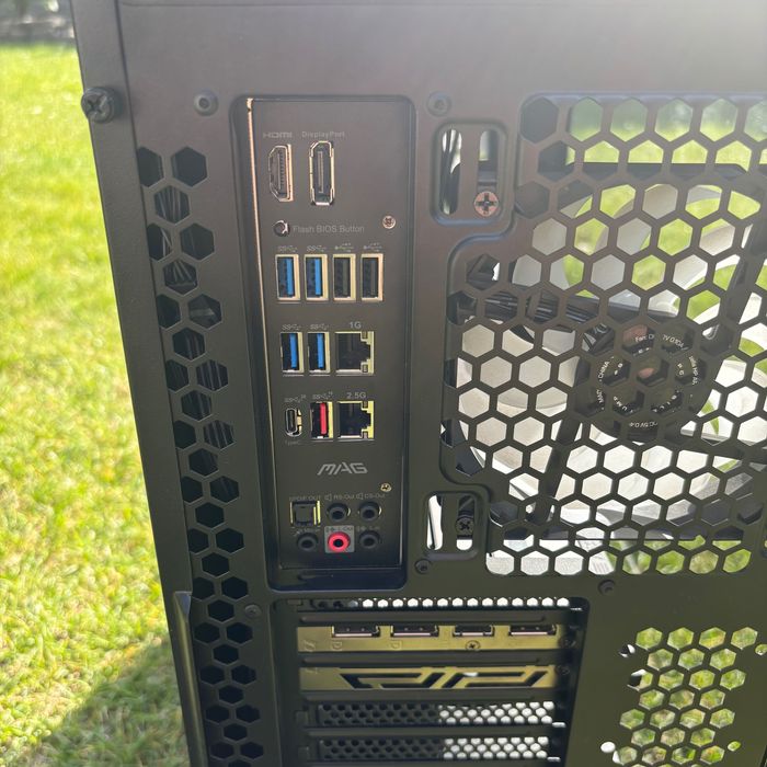 Komputer Intel i9-11900K | RTX 2070 Super | Samsung 500GB | 64GB Ram