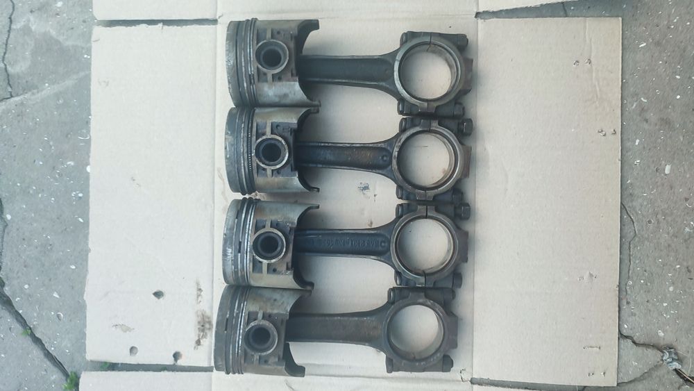 Поршня/шатуны ваз 2101