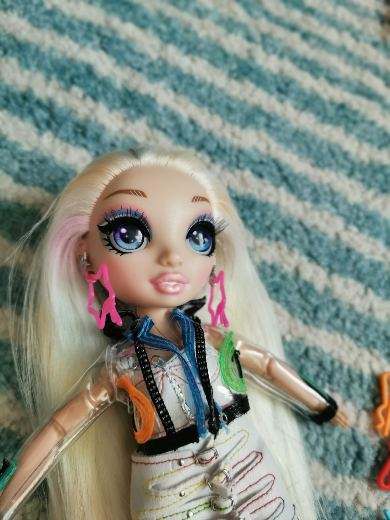 Rainbow High Amaya Raine