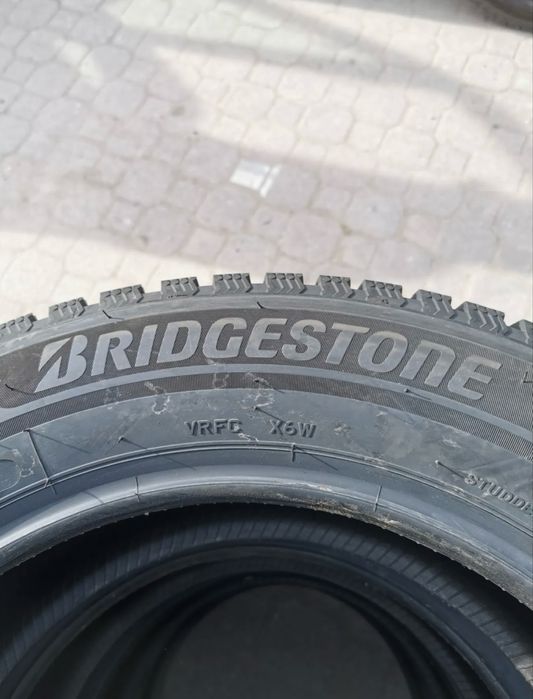 Шини зимові НОВІ R20 Bridgestone Blizzak Spike-03 275/45/20