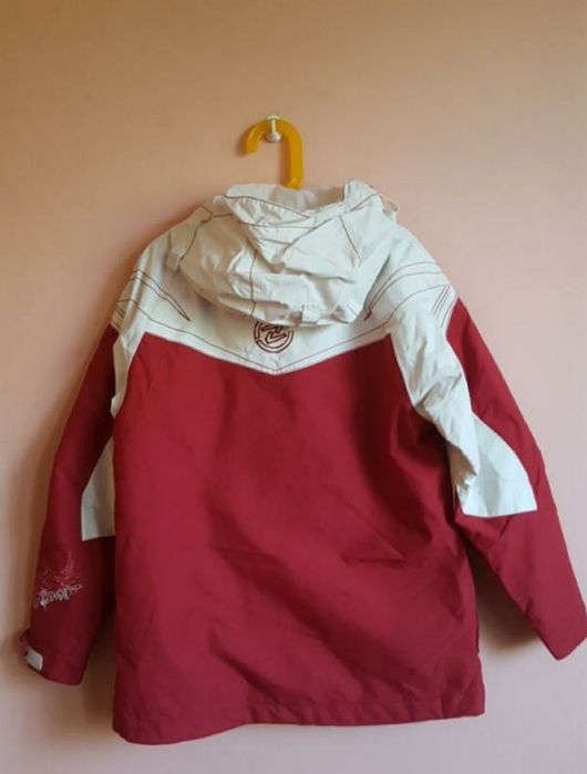 Куртка на дівчинку 10 років