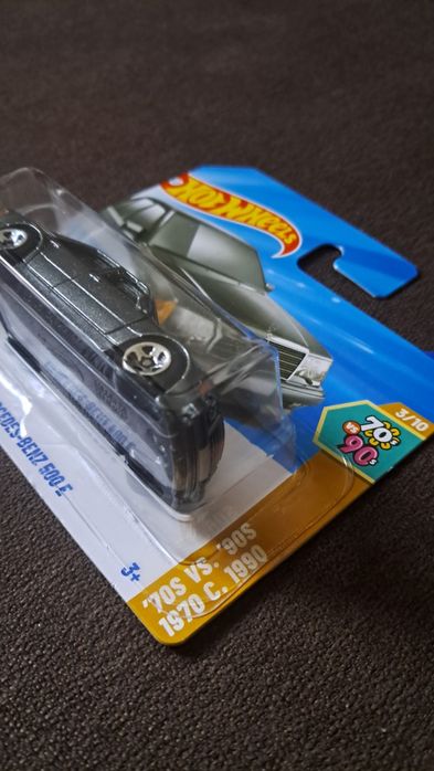 Hot Wheels Mercedes Benz 500E