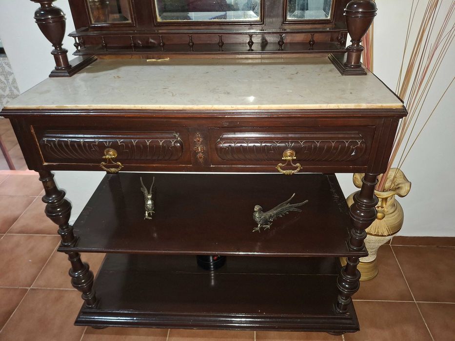 Movel de sala ou sala de jantar