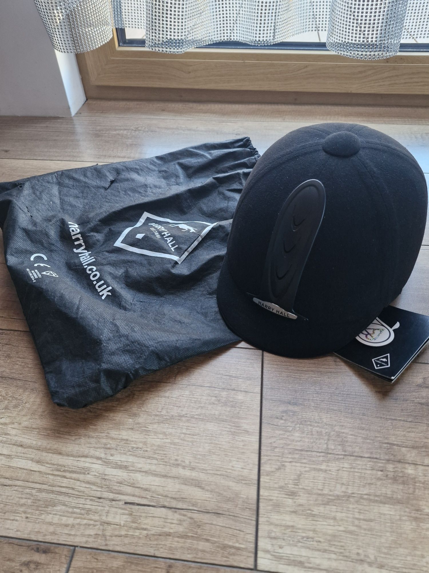 Kask jeździecki toczek Harry Hall nowy z metkami