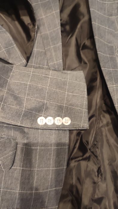 Костюм мужской стильный