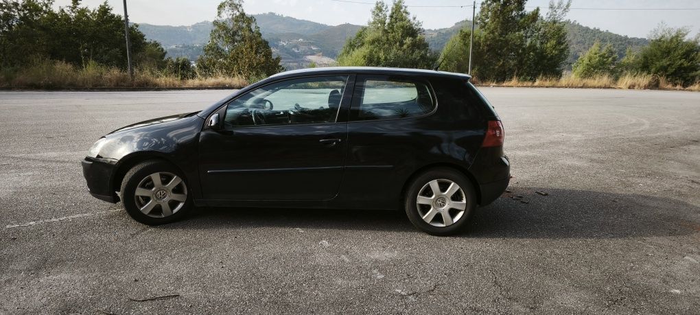 Volkswagen Golf V 1.9 TDI