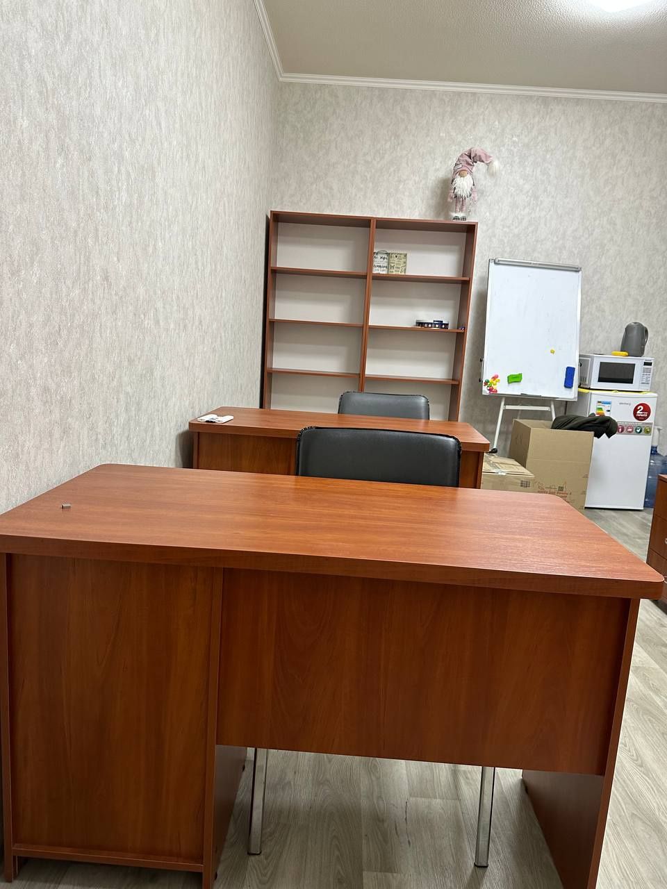 Продам действующий офис с отдельным входом, метро Холодная Гора 5 мин