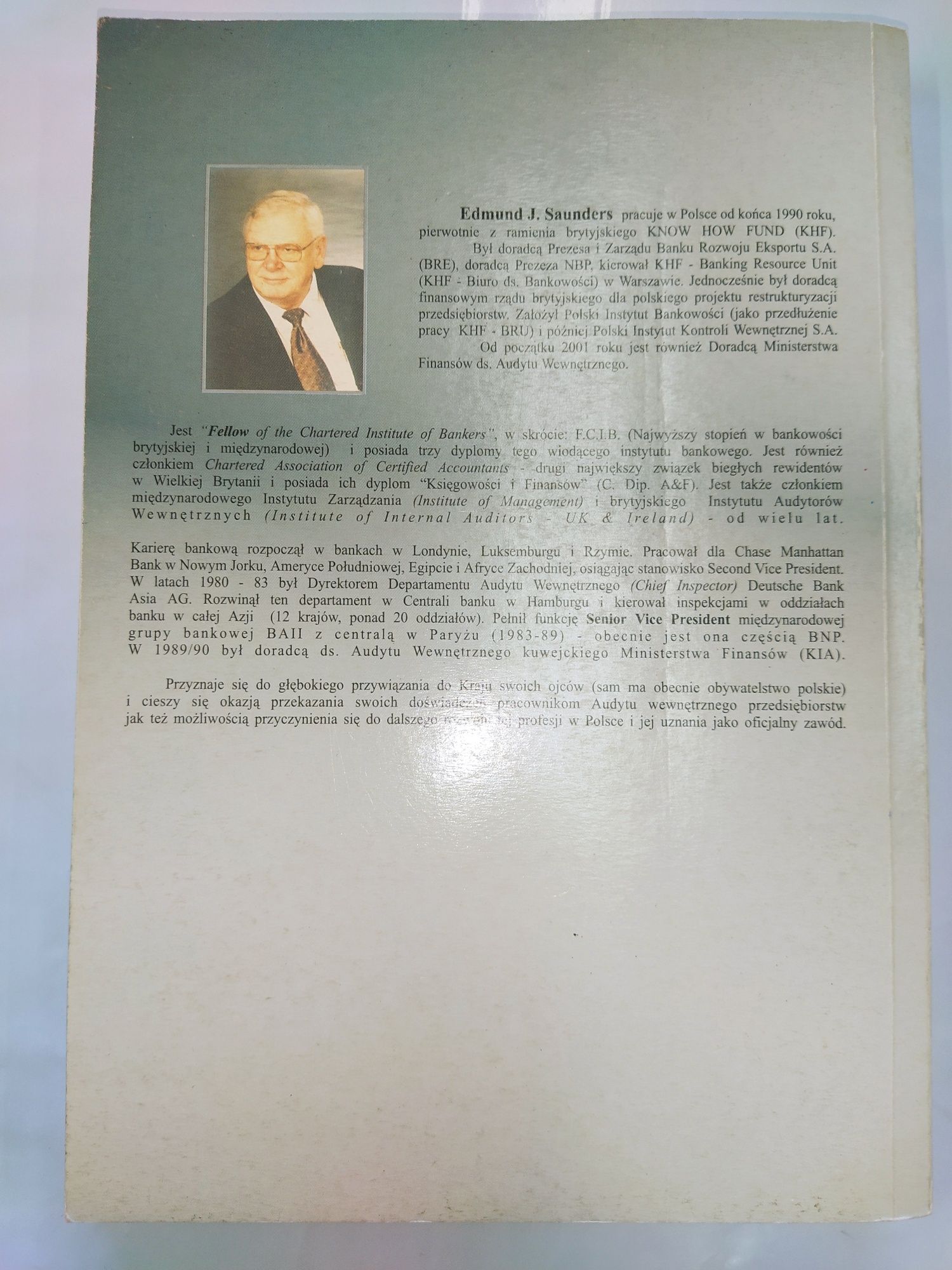 Edmund J. Saunders - Audyt i Kontrola Wewnętrzna w Przedsiębiorstwach