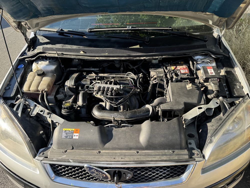 Ford focus 1.6, benzyna gaz, 2007, problem jest w silniku