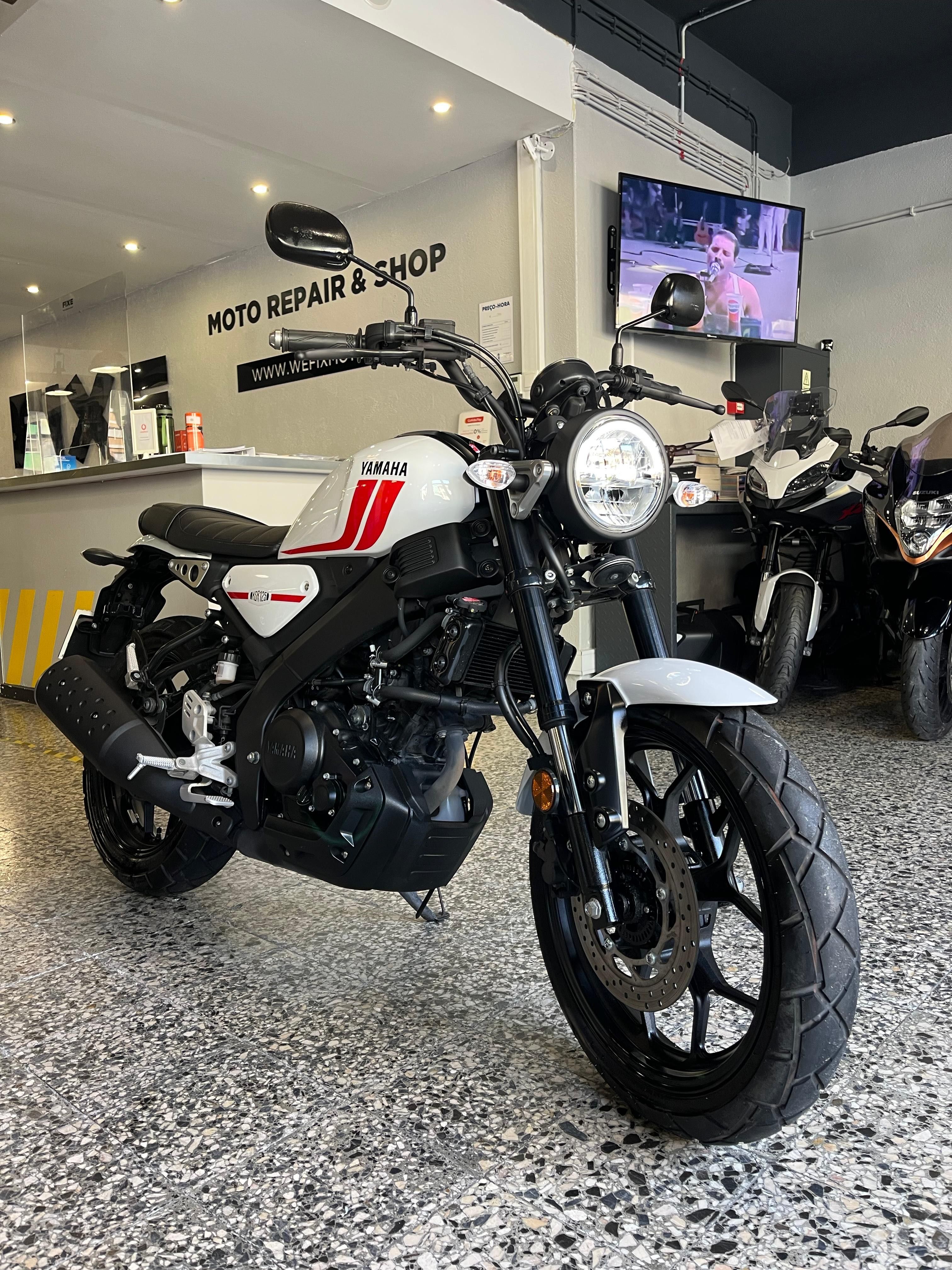 Yamaha XSR 125 de 10/2024 Como Nova 3462 Kms Garantia Yamaha