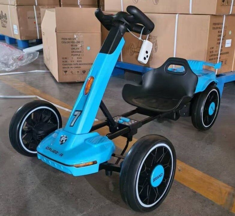 Дитячий електрокар V-18 FORMULA 25,Пульт,Bluetooth,2×390Вт,різні кольр