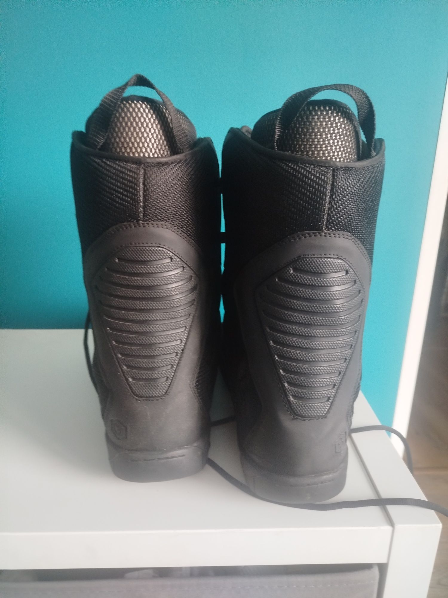 Buty snowboardowe marki LTD rozmiar 44.5