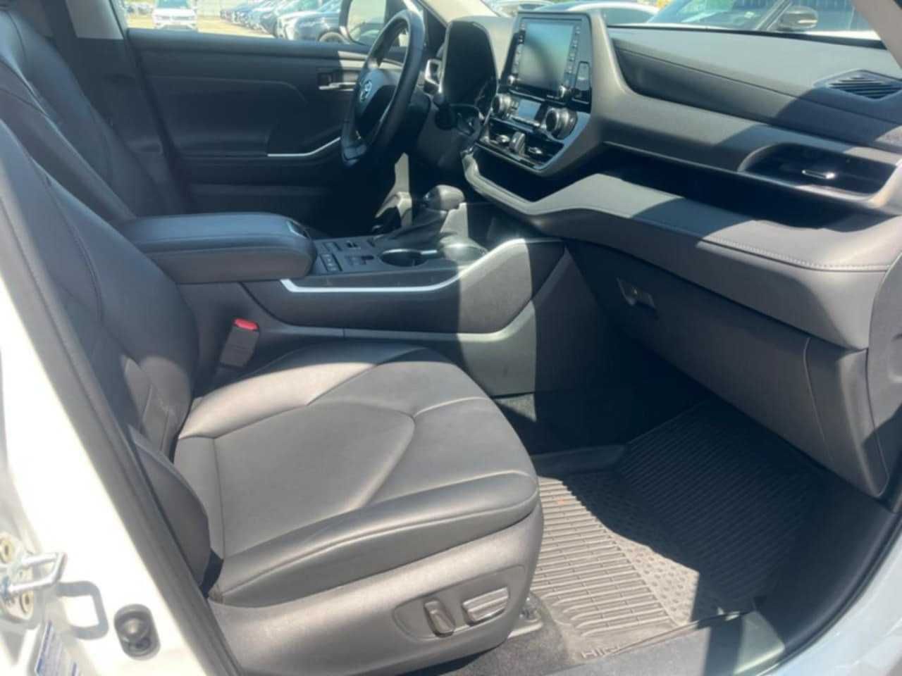 Toyota Highlander Xle 2021