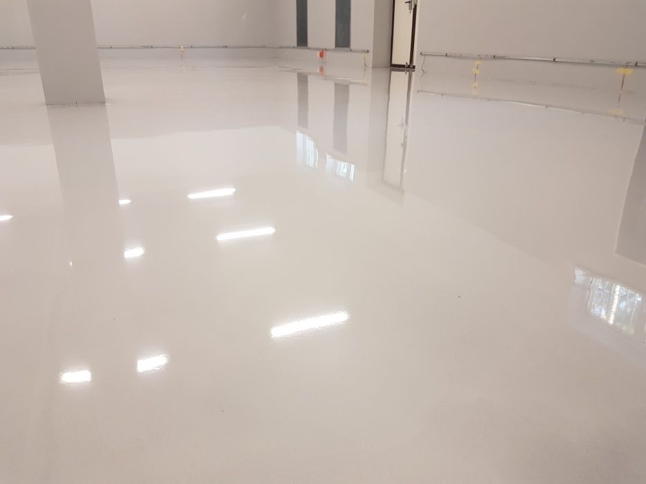 Posadzki Żywiczne Garaże Hale Rzeszów Łańcut Leżajsk Przemyśl Mielec