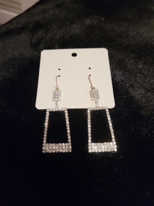 Kolczyki długie nowe