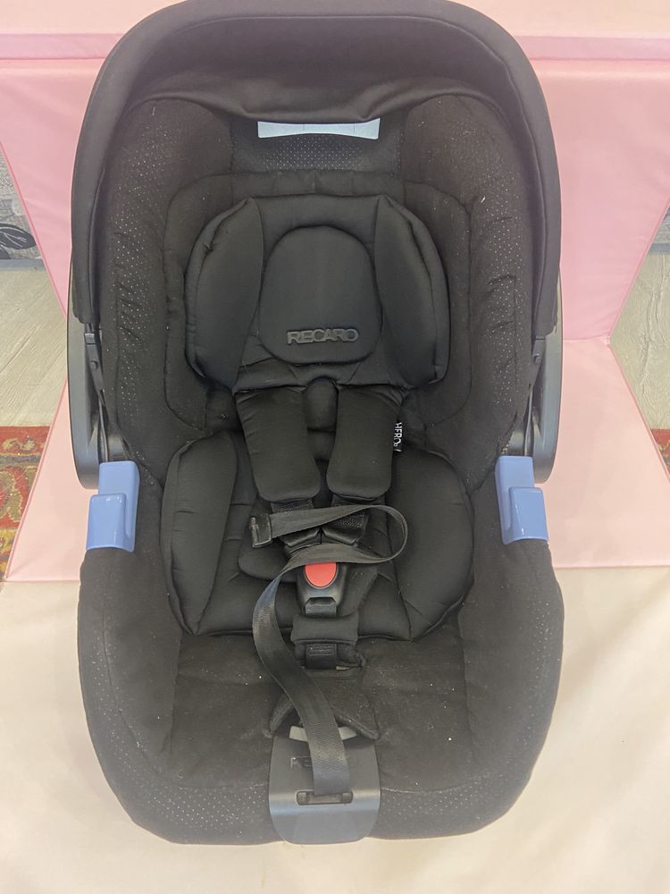 Авто кресло RECARO