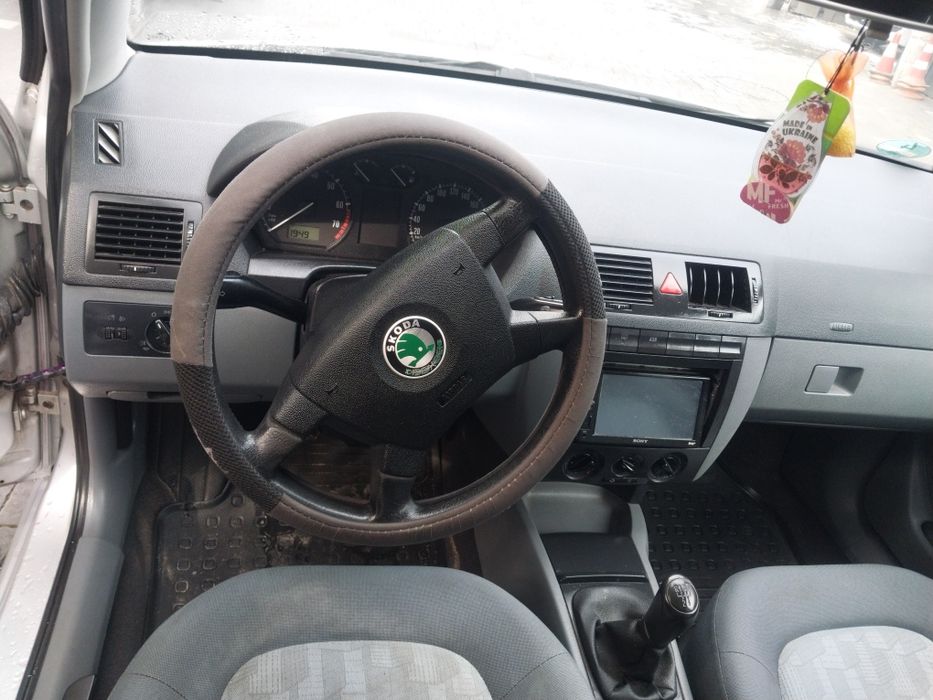 Школа Фабия срочно продам