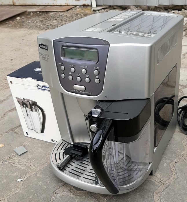 Кавомашина автоматична Делонджі Delonghi Magnifica ESAM 4500.S б/у